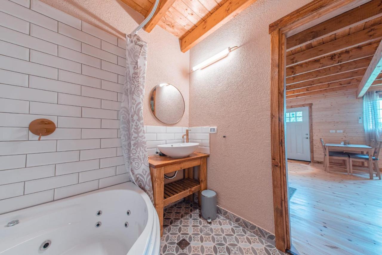 Hébergement de vacances Zini House *